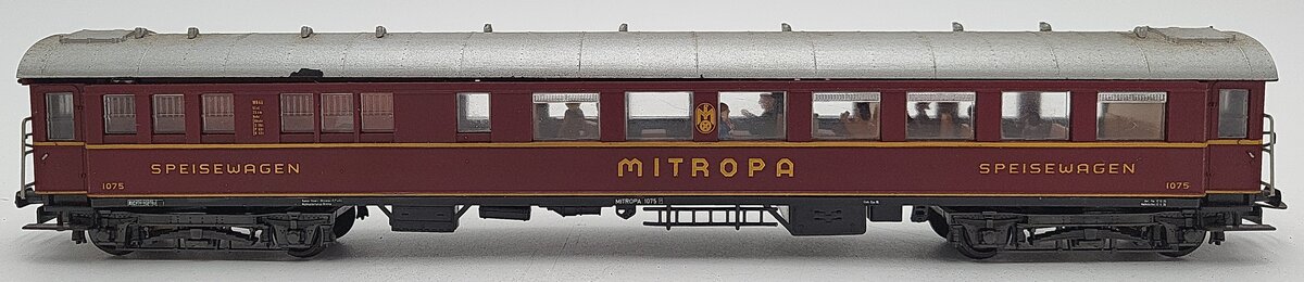 Liliput 827 02 HO Scale Mitropa DR Dining Car EX/Box