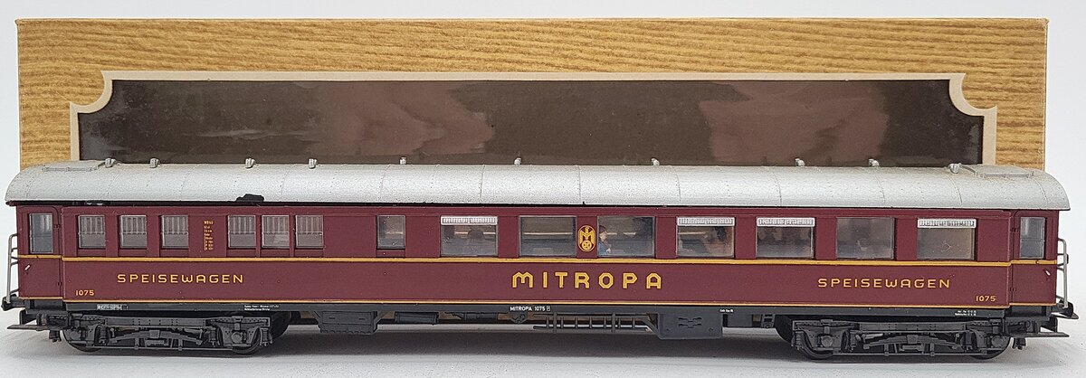 Liliput 827 02 HO Scale Mitropa DR Dining Car EX/Box