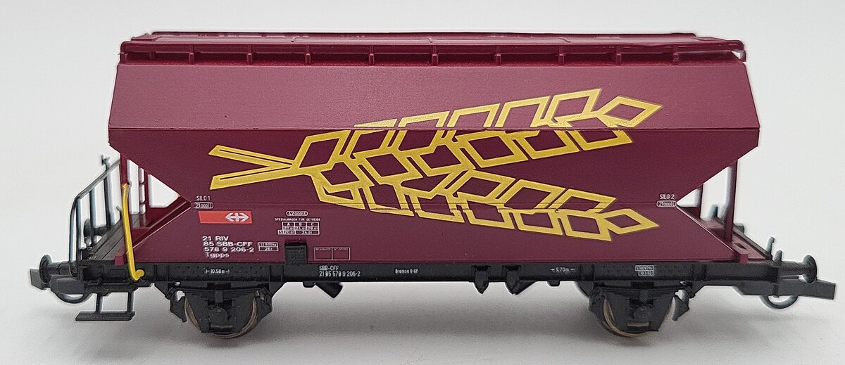 Roco 46389 HO Scale SBB Silo Wagon with Brakeman's Platform EX/Box