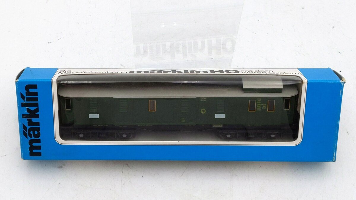 Marklin 4137 HO Scale Deutsche Reichsbahn (DRG) Munchen Baggage Car #107766 VG/Box