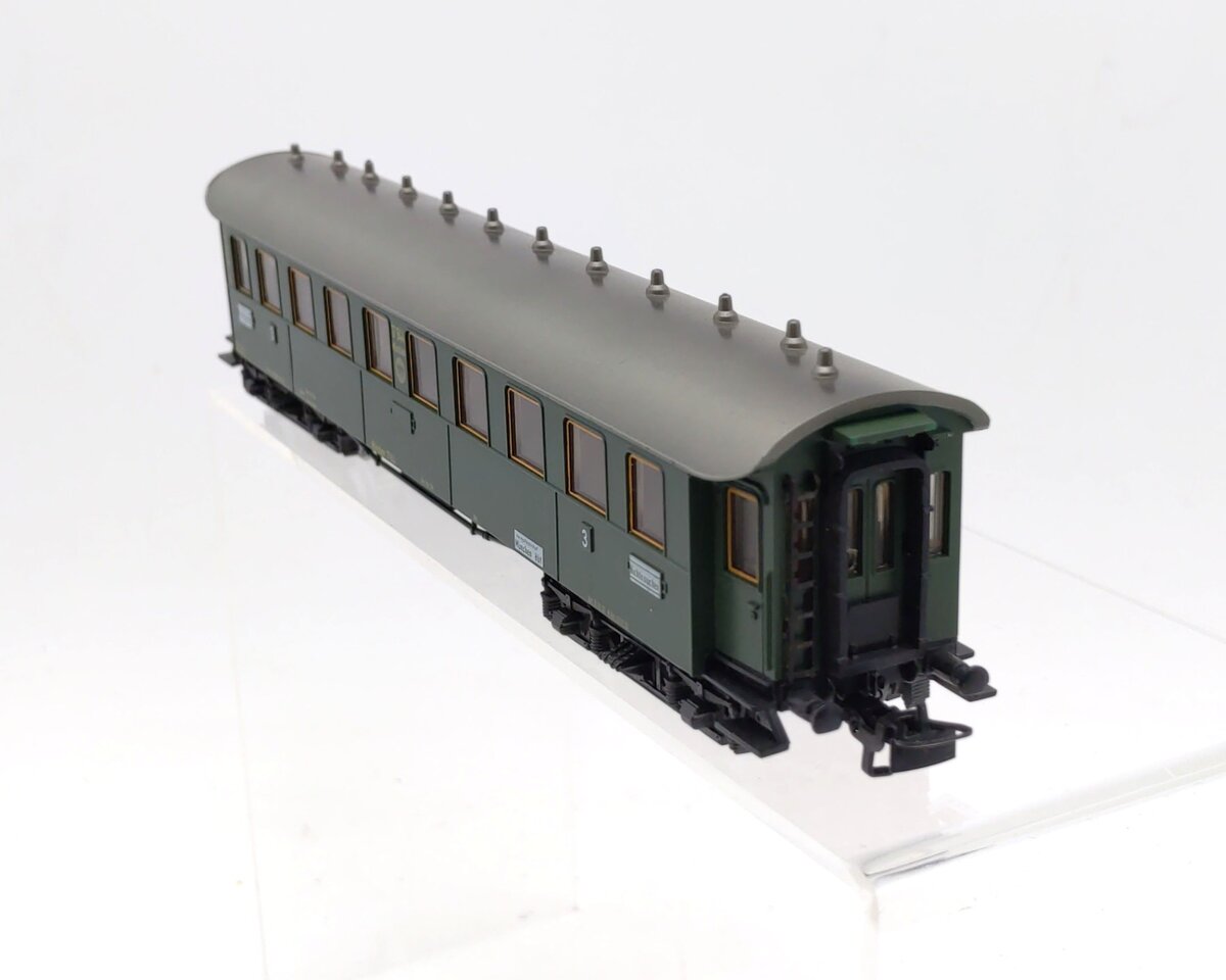 Marklin 4136 HO German Federal Railroad (DB) 3rd Class AB4ü Bay Car #17944 VG/Box