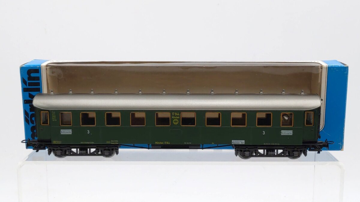 Marklin 4136 HO German Federal Railroad (DB) 3rd Class AB4ü Bay Car #17944 VG/Box