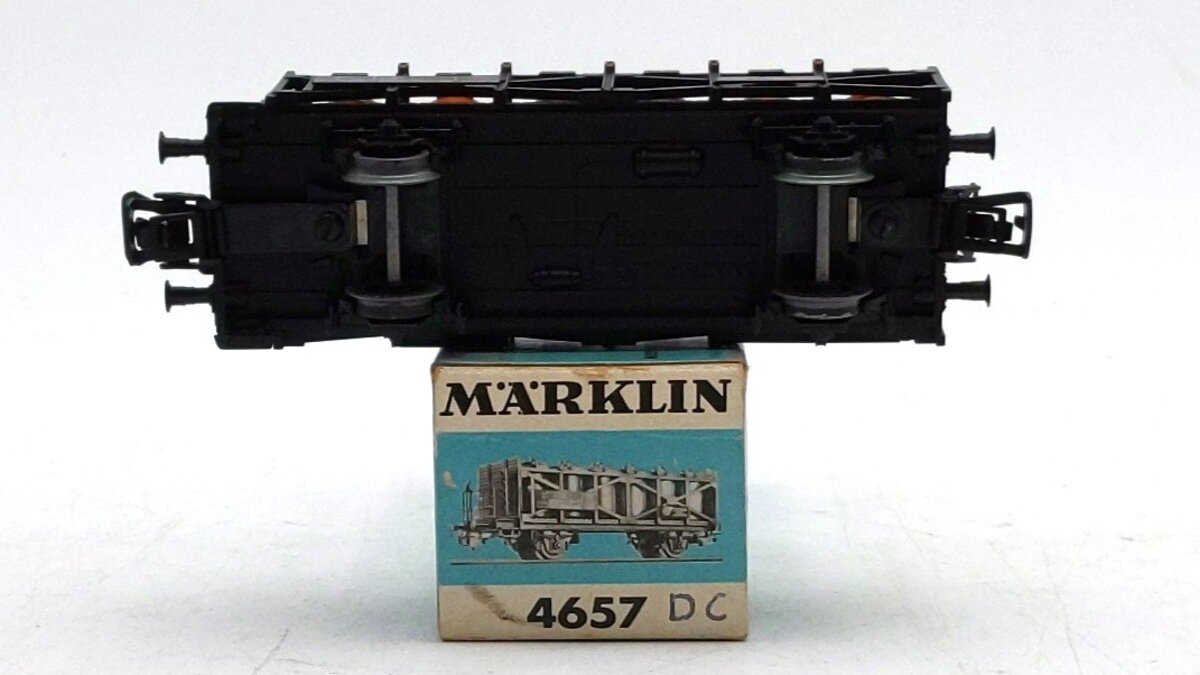 Marklin 4657 HO Scale Acid Tank Car EX/Box