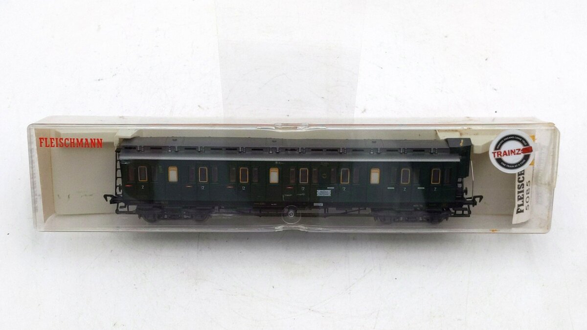 Fleischmann 5085 HO Scale Deutsche Reichsbahn DRG 2nd Class Passenger Car #20664 EX/Box