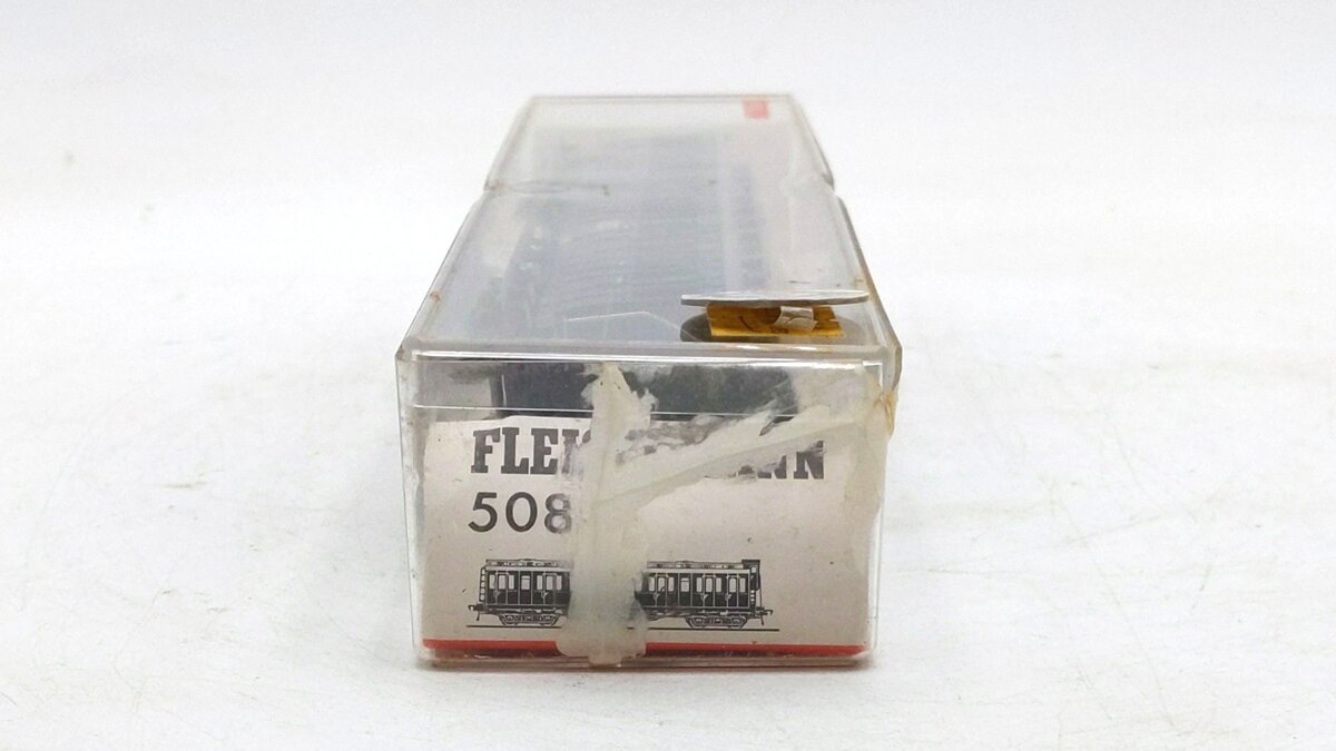 Fleischmann 5085 HO Scale Deutsche Reichsbahn DRG 2nd Class Passenger Car #20664 EX/Box