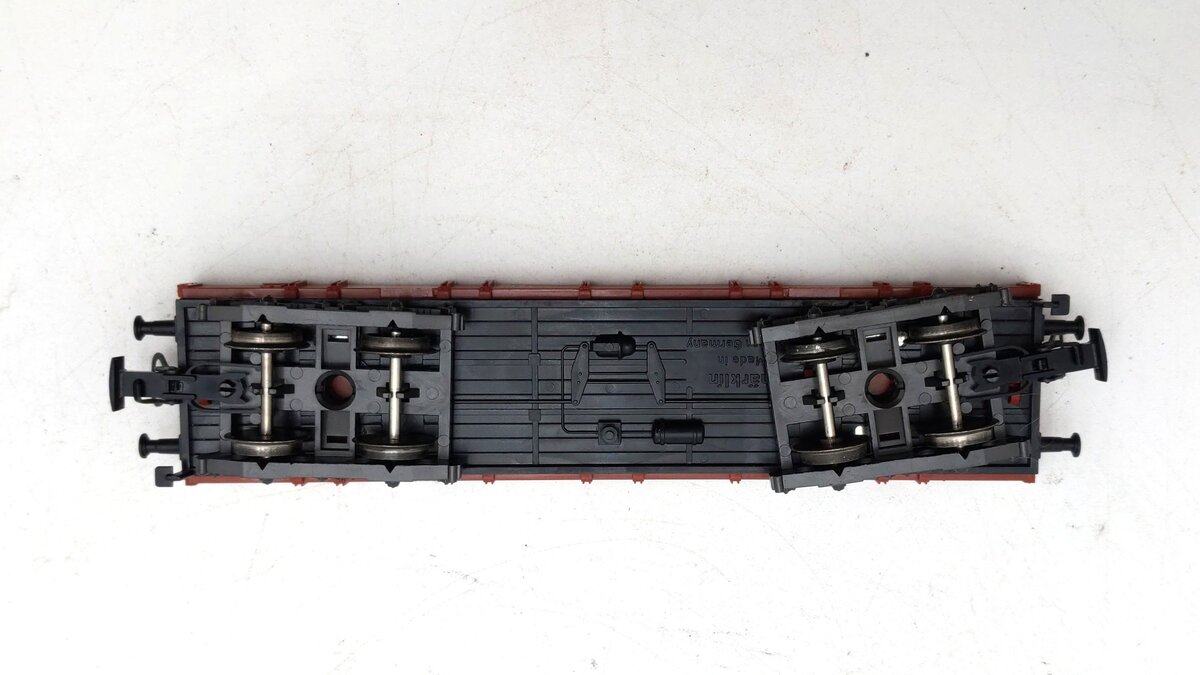Marklin 4474 HO Scale Flatcar w/ 2 Tractors EX/Box