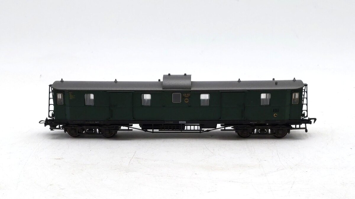 Fleischmann 5084 HO Scale Deutsche Reichsbahn DRG Baggage Car #108601 EX/Box