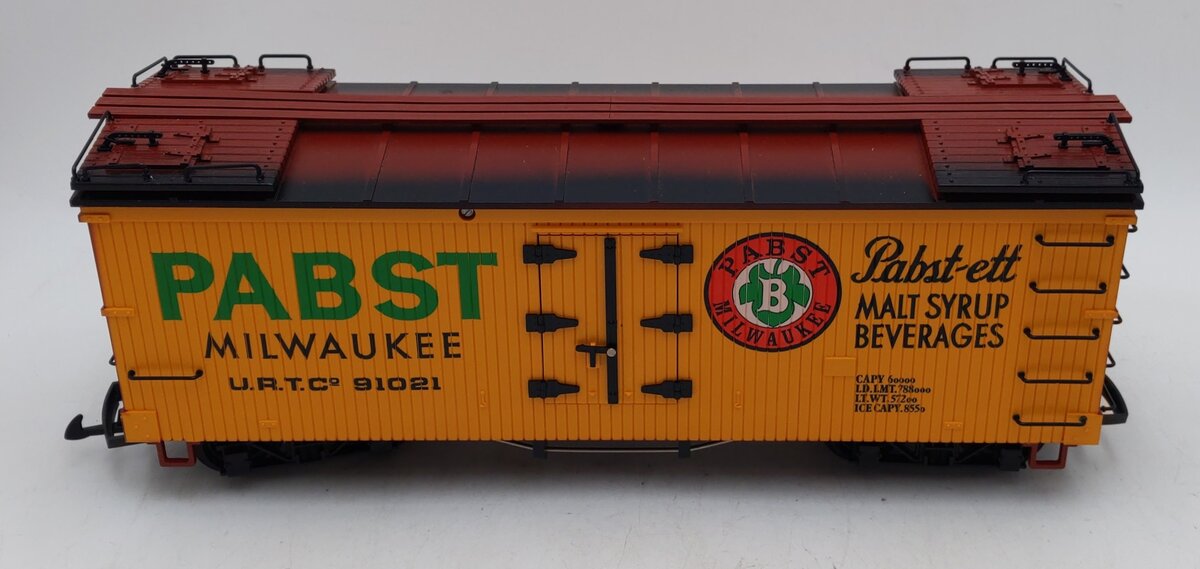 LGB 4074 G Scale Pabst Milwaukee Reefer #91021 EX/Box