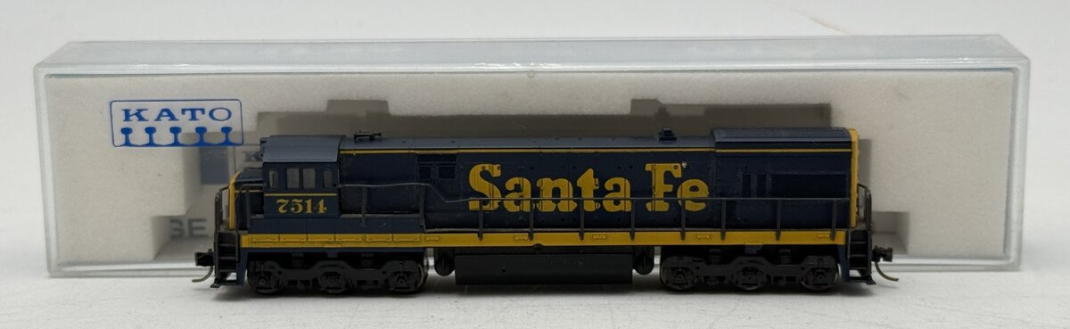 Kato 176-17D N ATSF U30C Pre 1972 Freight Diesel Locomotive #7514 LN/Box
