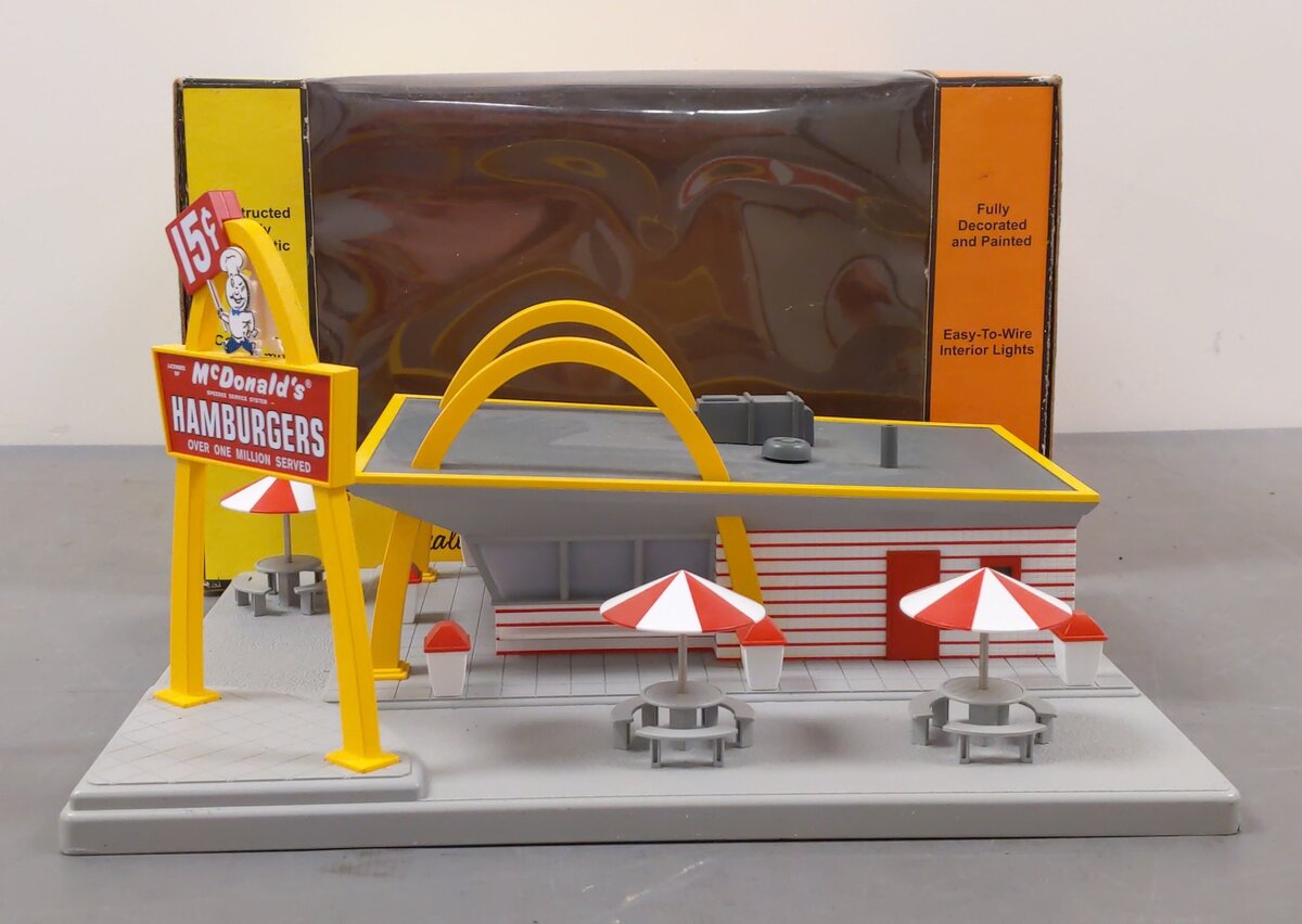 MTH 30-9034 O McDonald's Original Restaurant Building EX/Box