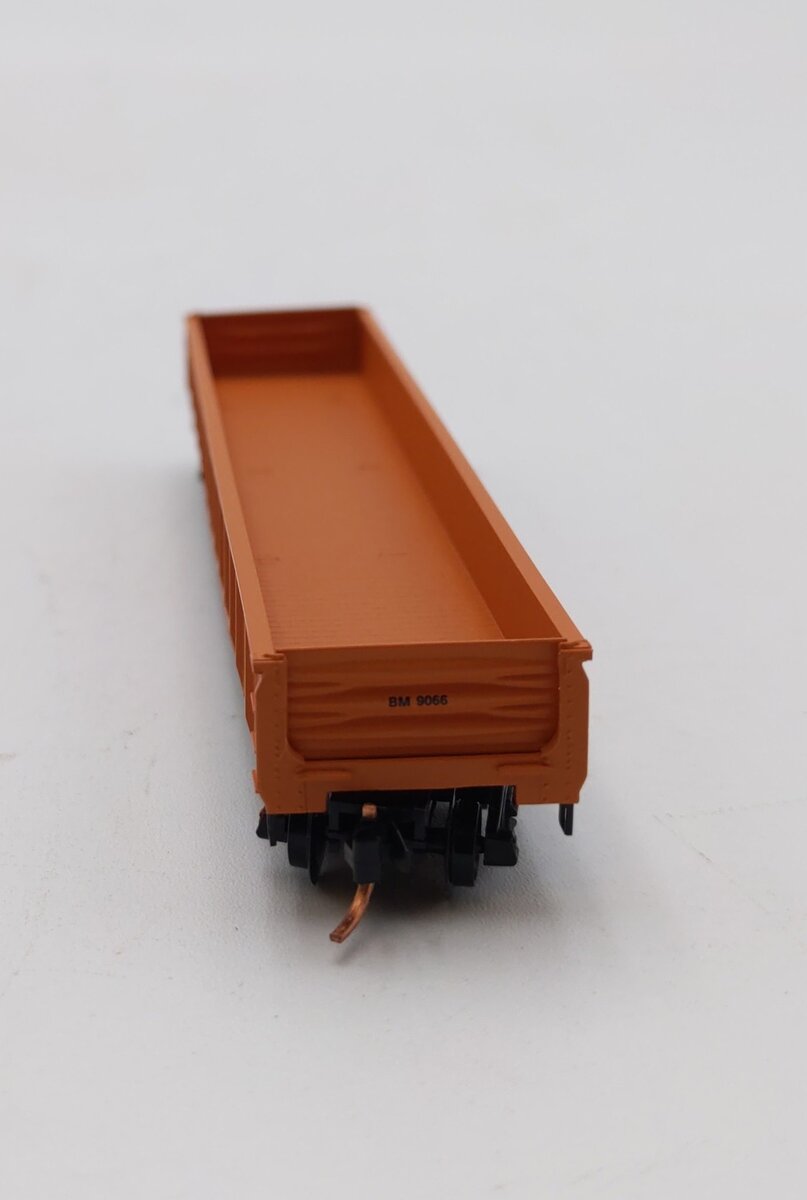 Micro-Trains 04600180 N Boston & Maine 50' Fishbelly Side Gondola #9066 NIB