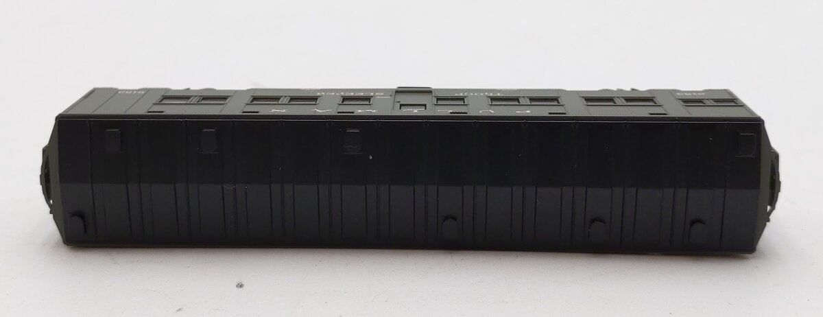 Micro-Trains 11600012 N Pullman 50' Standard Boxcar Troop Sleeper #9153 NIB