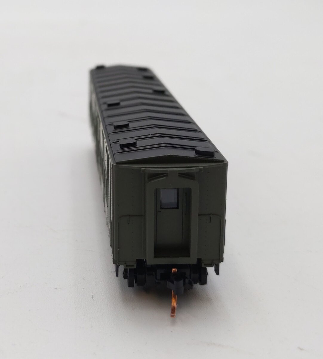 Micro-Trains 11600011 N US Office of Defense 50' Troop Sleeper Car #9010 NIB