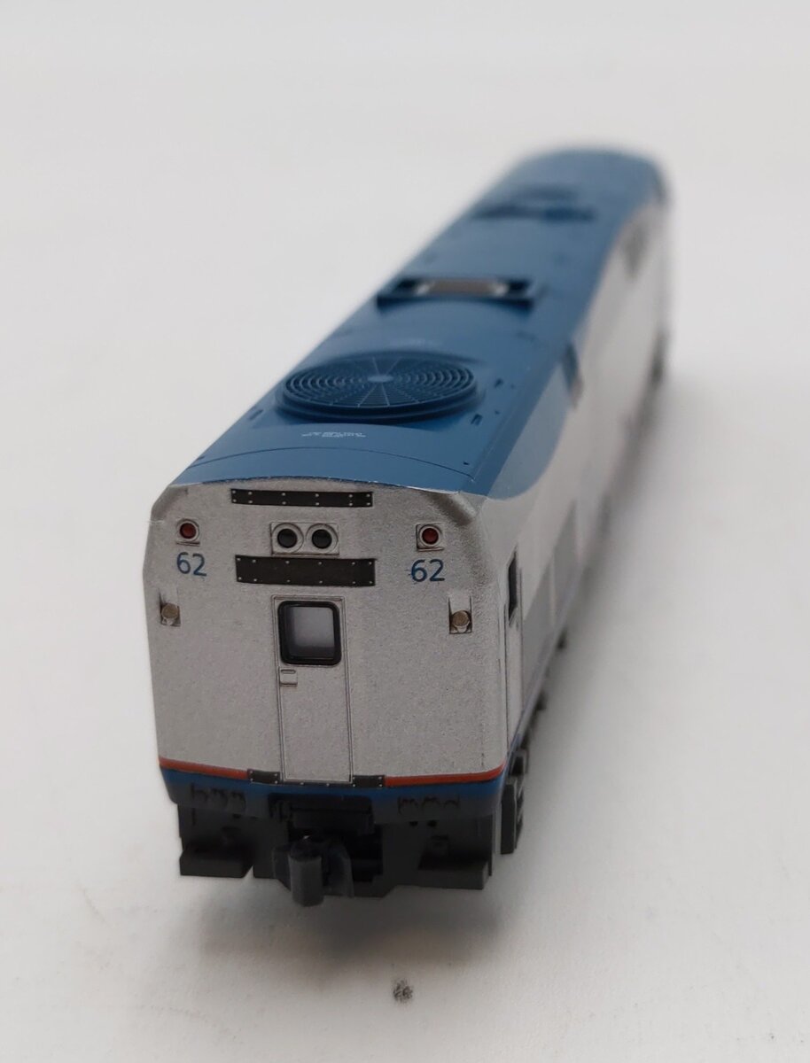 Kato 176-6004 N Scale Amtrak Phase V P42 Diesel Locomotive #62 LN/Box