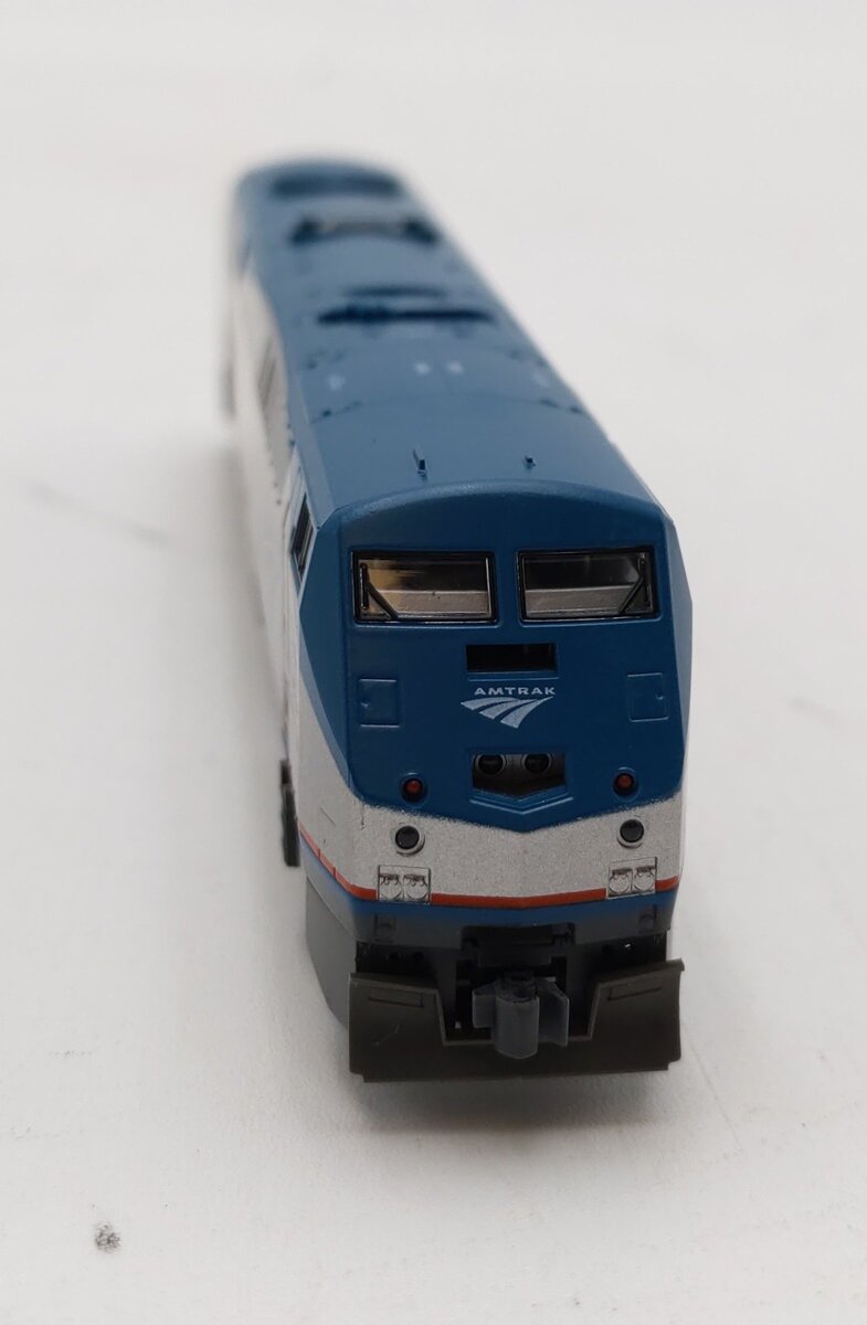 Kato 176-6004 N Scale Amtrak Phase V P42 Diesel Locomotive #62 LN/Box