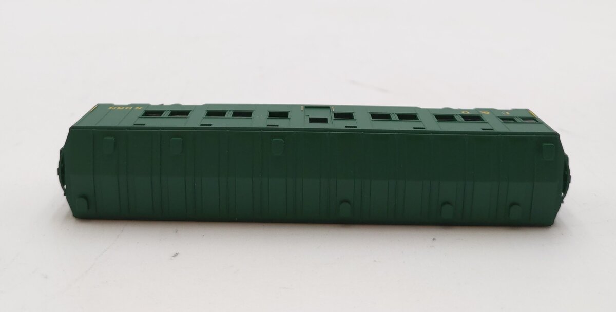 Micro-Trains 11600032 N Scale Chesapeake & Ohio 50' Troop Sleeper Car #X955 NIB