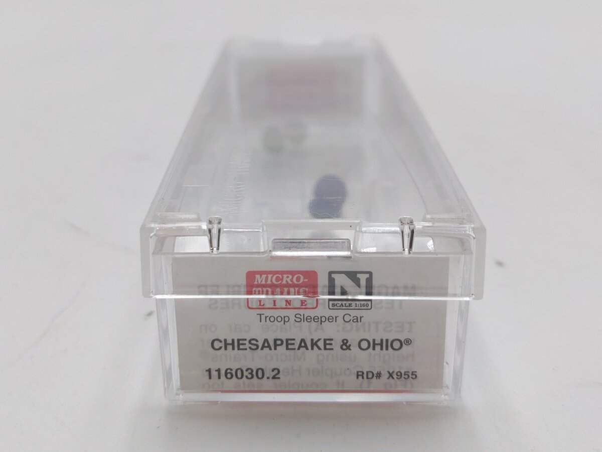 Micro-Trains 11600032 N Scale Chesapeake & Ohio 50' Troop Sleeper Car #X955 NIB