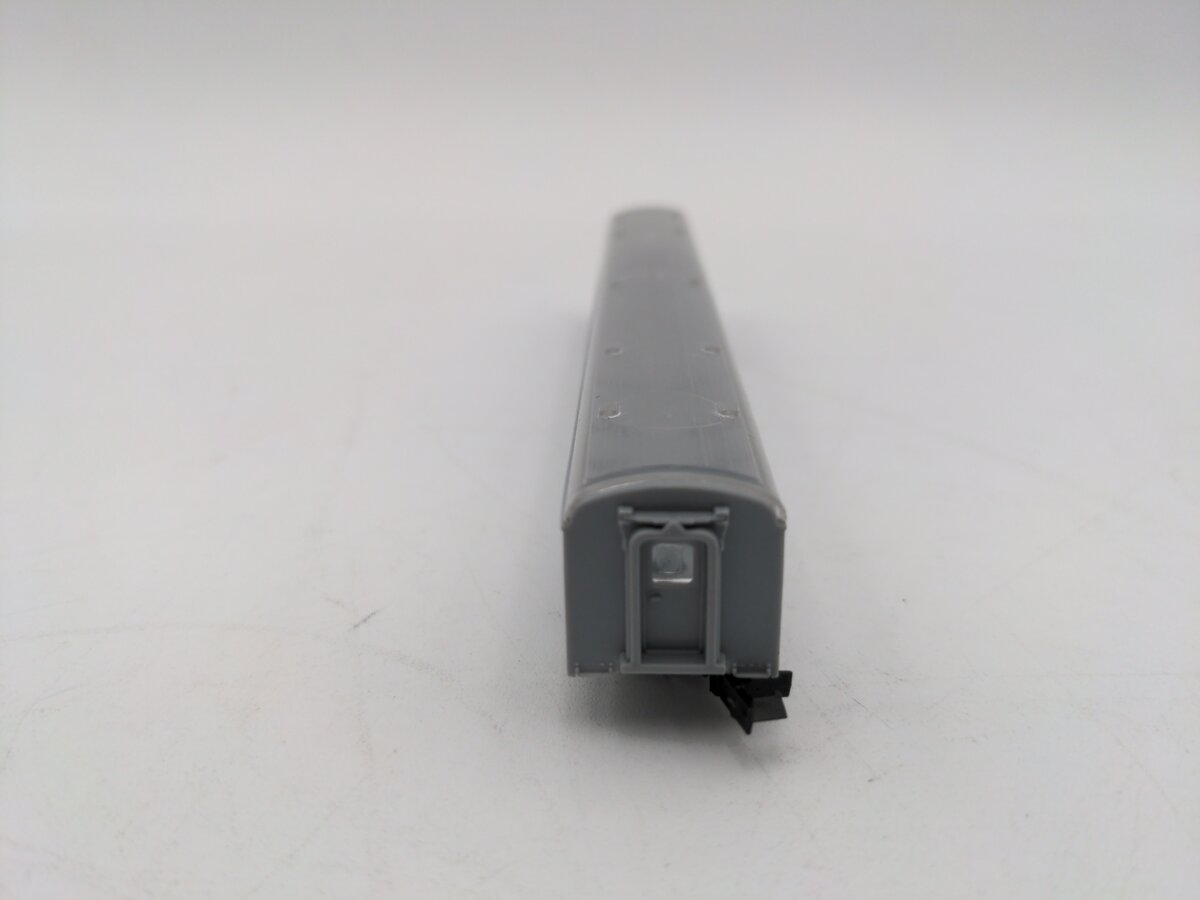 Con-Cor 0001-4021UN N Scale Undecorated 85' Baggage Car EX/Box