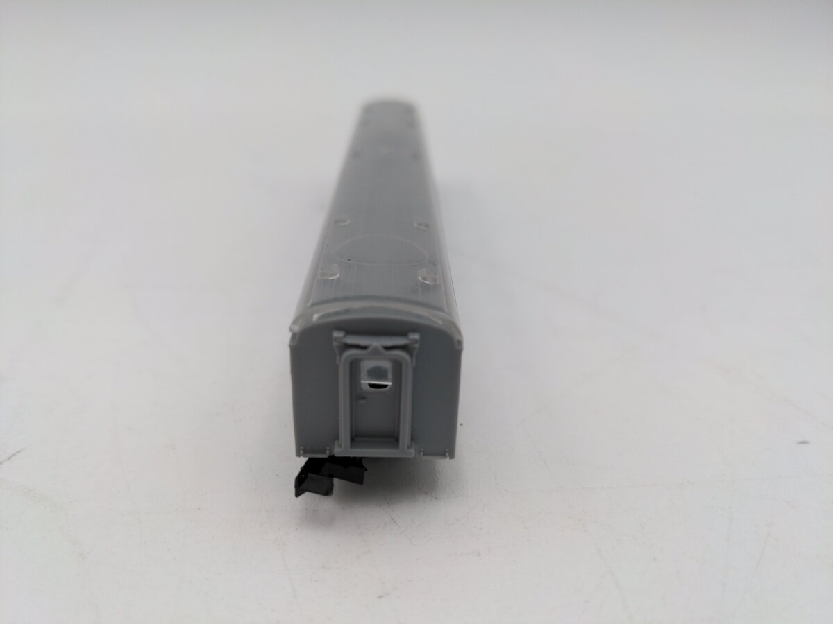 Con-Cor 0001-4021UN N Scale Undecorated 85' Baggage Car EX/Box