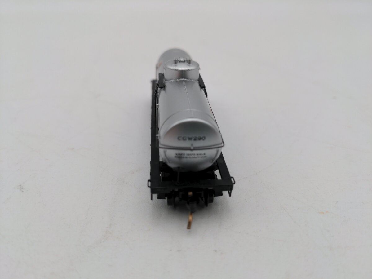 Micro-Trains 06500400 N Chicago Great Western 39' Single Dome Tank Car #290 LN/Box