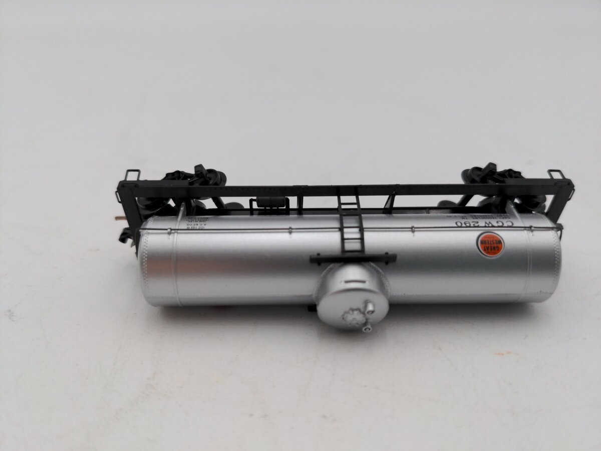 Micro-Trains 06500400 N Chicago Great Western 39' Single Dome Tank Car #290 LN/Box