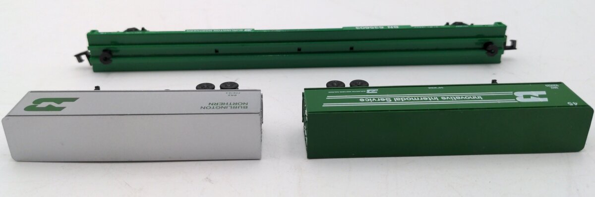 Con-Cor 0001-01206D N Burlington Northern 90' Flatcar with 2 Piggyback Trailers LN/Box