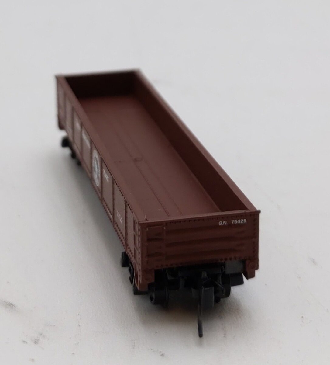 Micro-Trains 14306 Z Scale Great Northern Gondola #75420 NIB