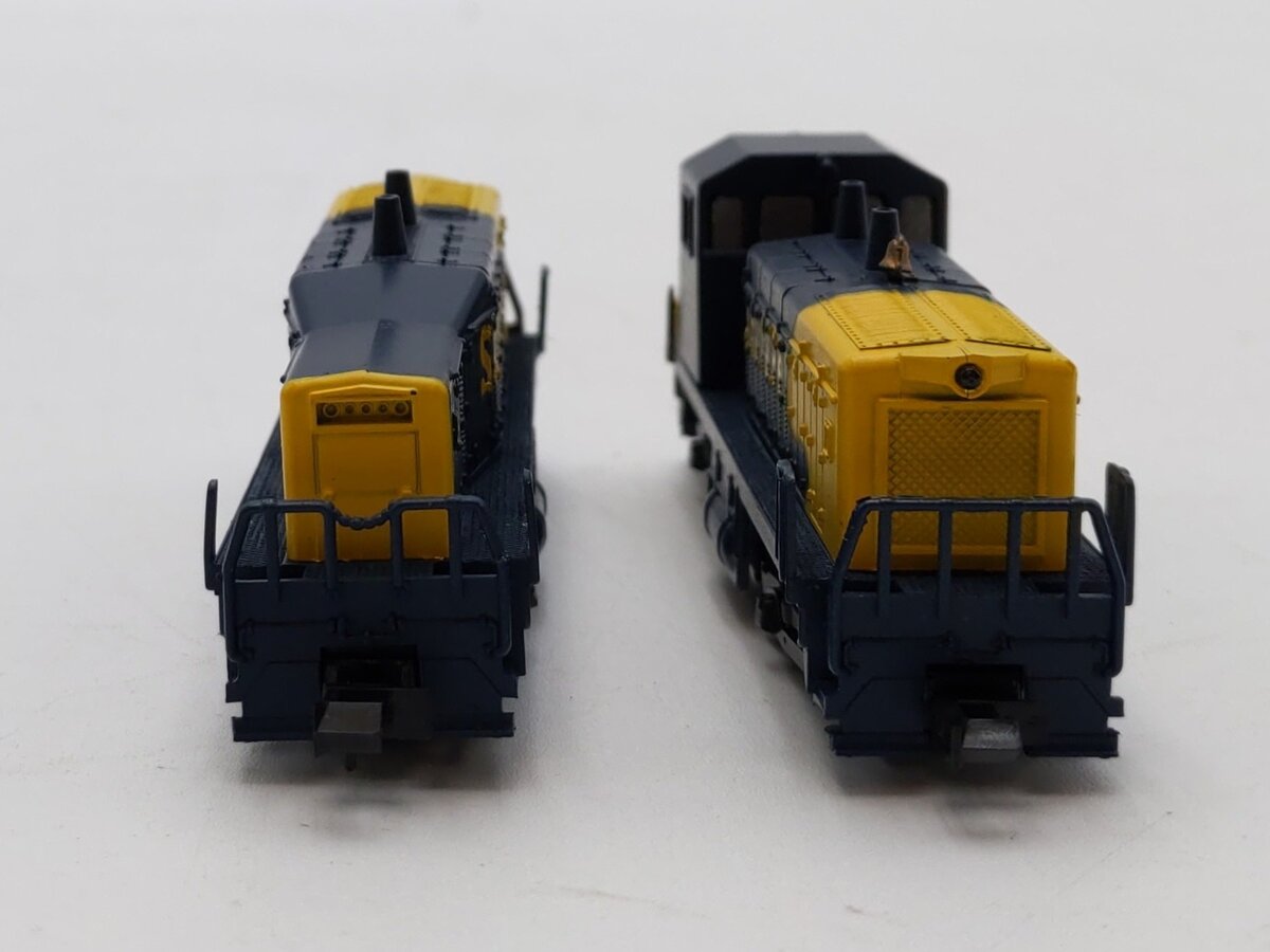 Con-Cor 0001-005002 N ATSF Powered & Nonpowered Diesel Locomotive Set #1245/Box