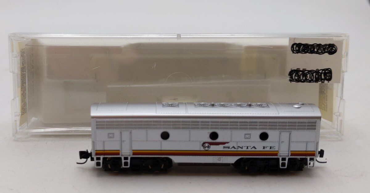 Micro-Trains 17007-2 Z Santa Fe F7-B Dummy Locomotive NIB