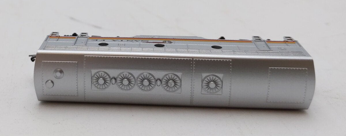 Micro-Trains 17007-2 Z Santa Fe F7-B Dummy Locomotive NIB