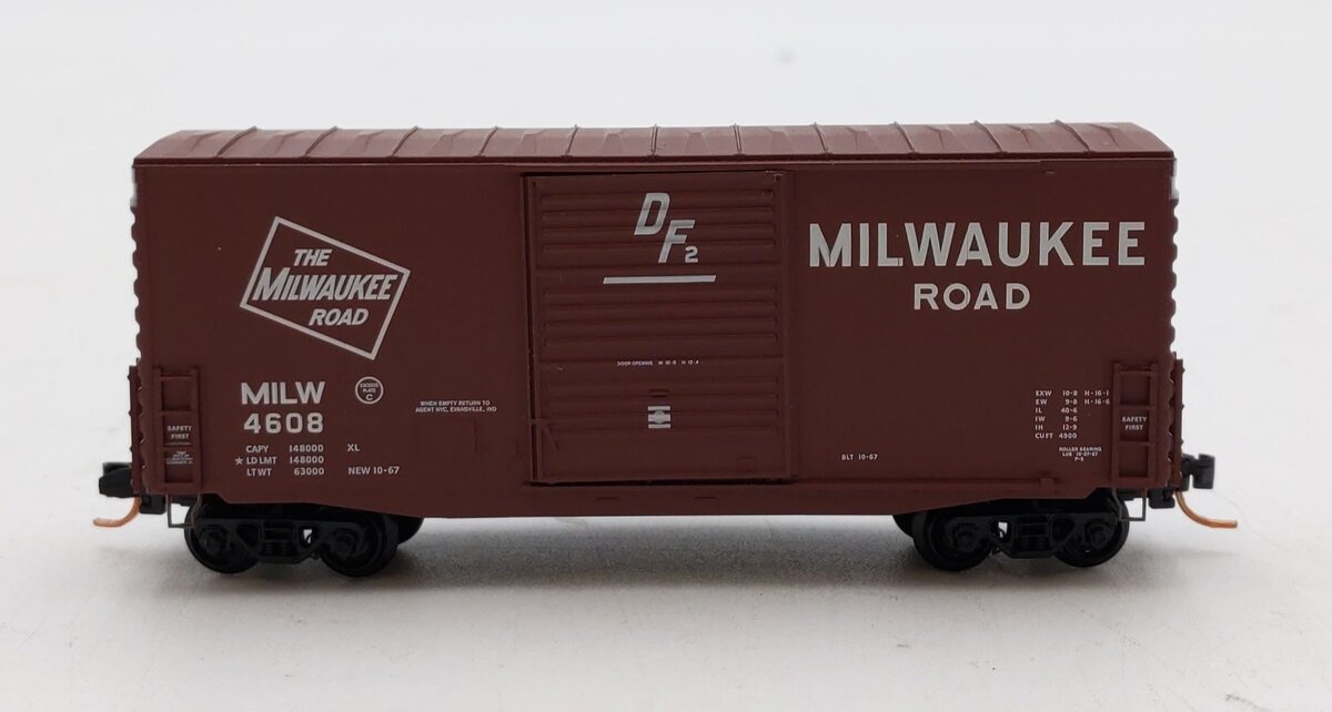 Micro-Trains 10100020 N Milwaukee Road 40' Single Door Hi-Cube Boxcar #4608 NIB