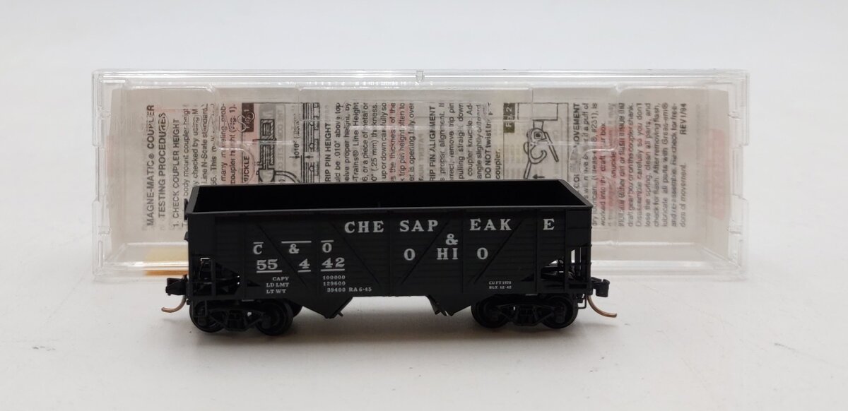 Micro-Trains 05700070 N C&O 33' Twin Bay Composite Side Hopper #53048 NIB