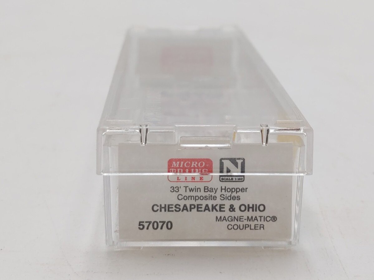 Micro-Trains 05700070 N C&O 33' Twin Bay Composite Side Hopper #53048 NIB