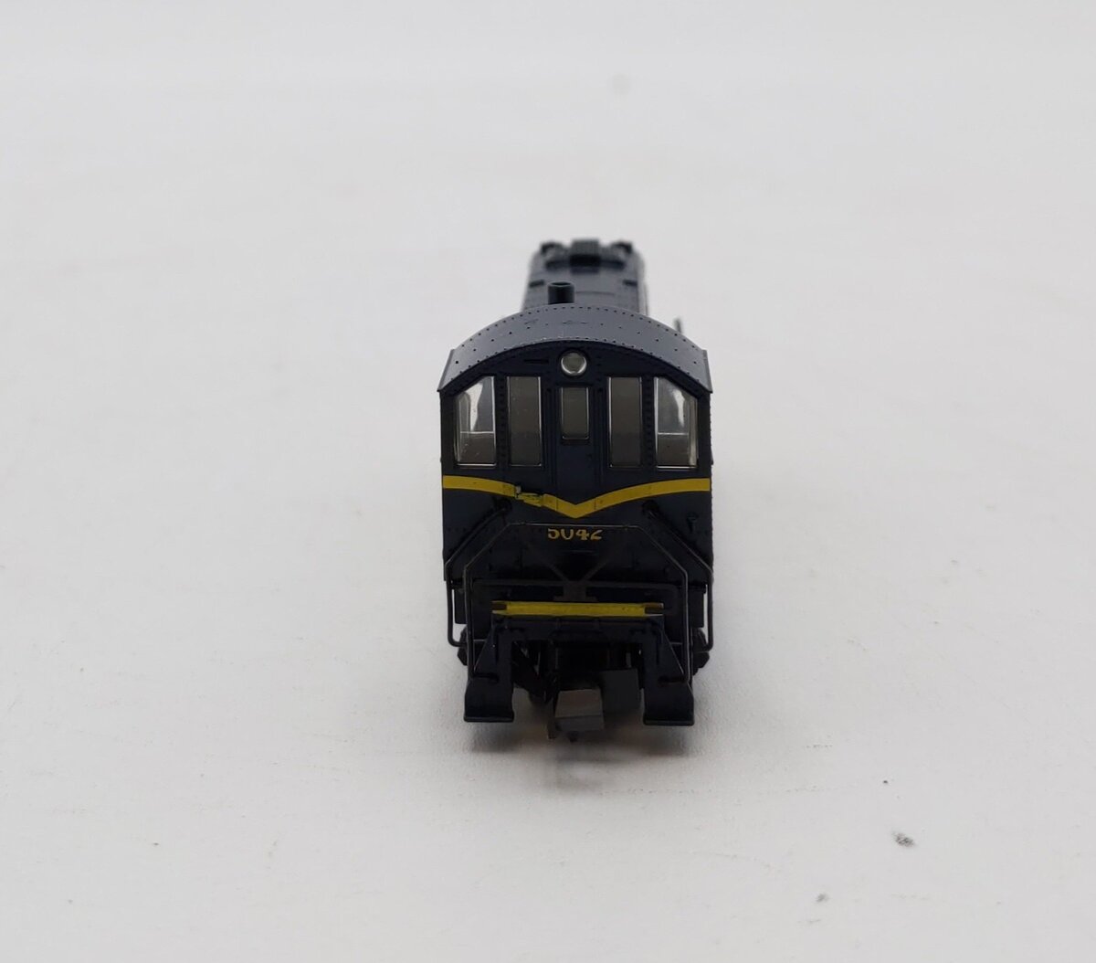 Arnold 5069 N Scale Chesapeake & Ohio Alco S-2 Diesel Locomotives #5042 EX/Box
