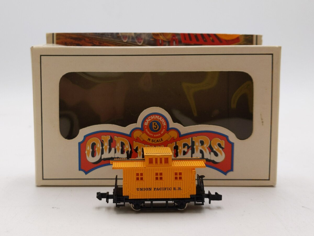 Bachmann 53-1054-24 N Scale Union Pacific 21' Old Time Caboose NIB