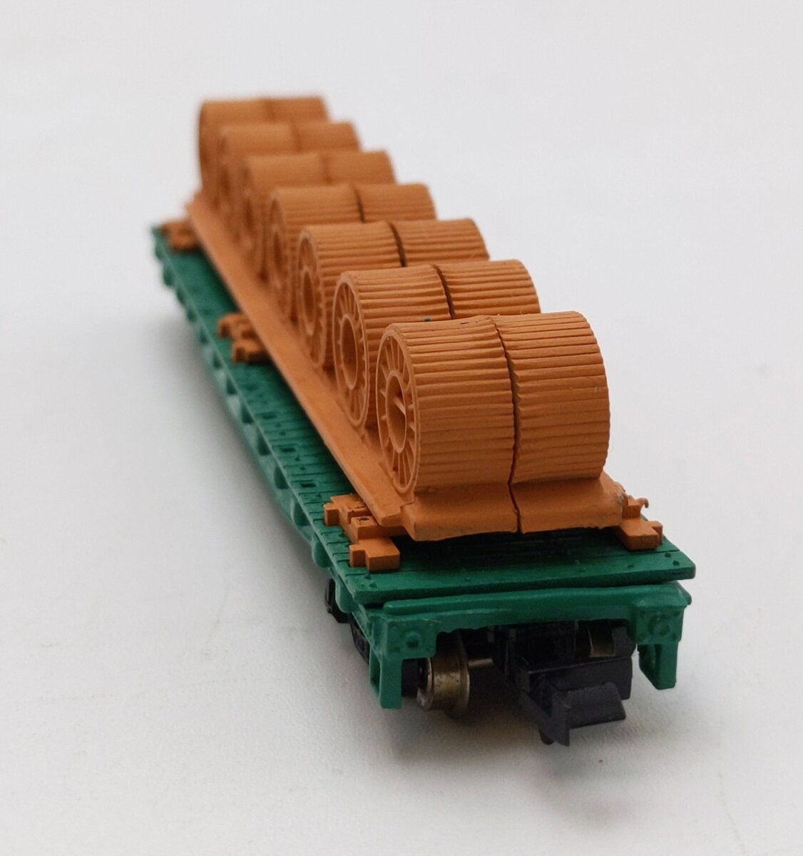 Bachmann 53-1039-32 N Scale 51' Flat Car With Loads Penn Central NIB