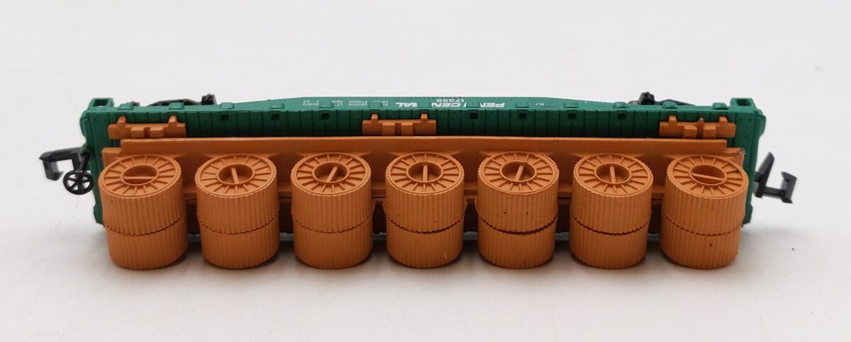 Bachmann 53-1039-32 N Scale 51' Flat Car With Loads Penn Central NIB