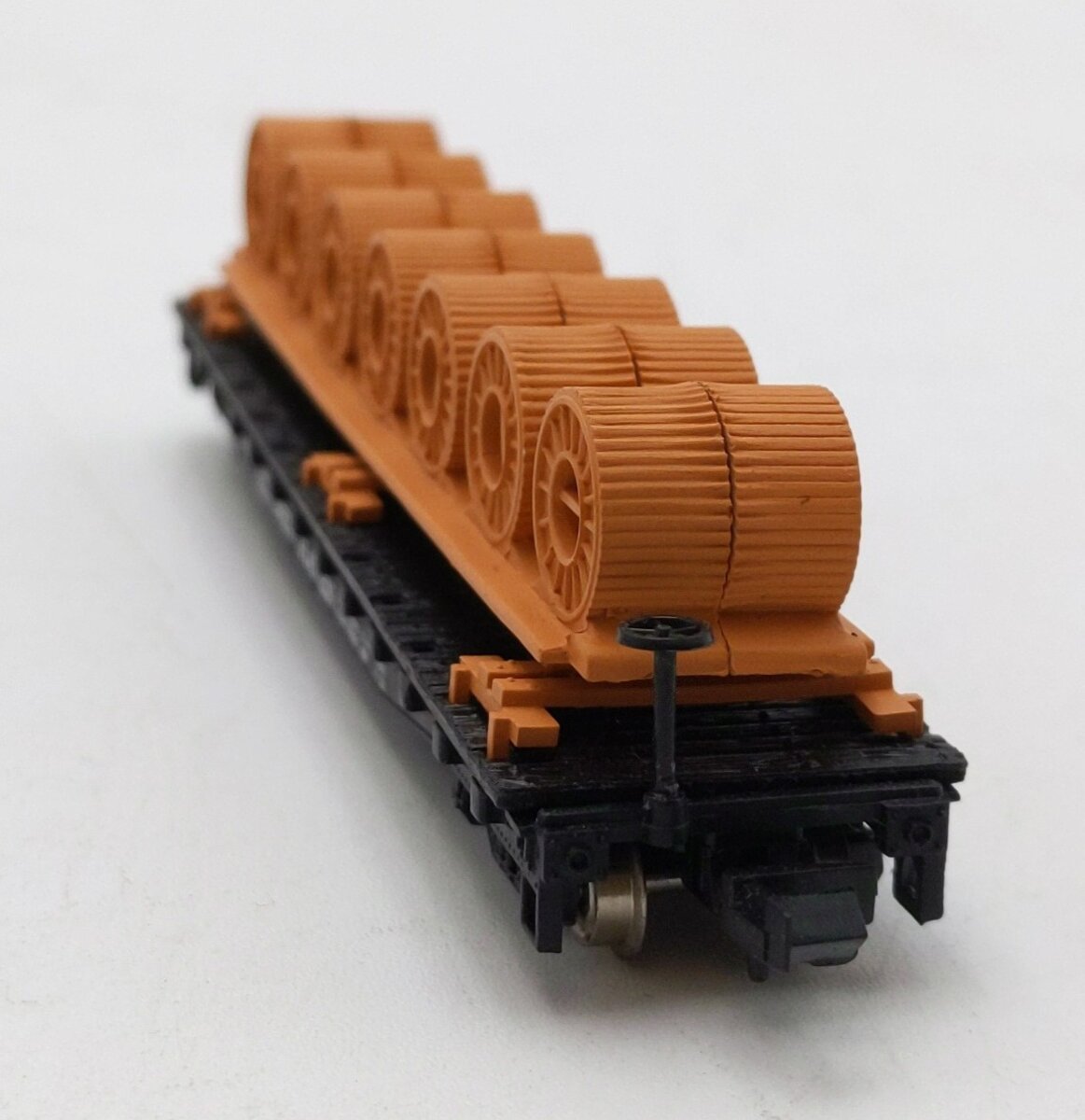 Bachmann 53-1039-B5 N Scale 51' Flat Car With Loads New Haven NIB