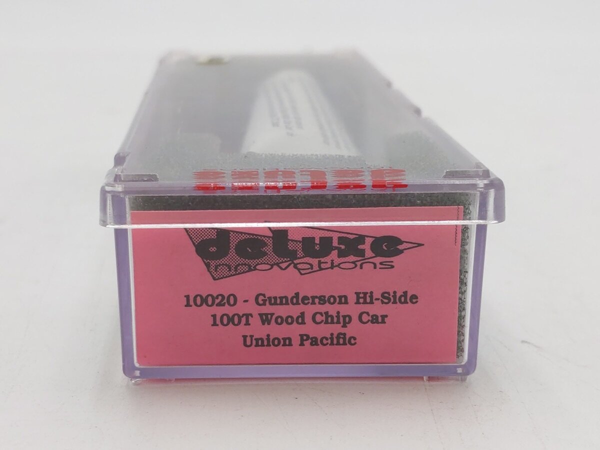 Deluxe Innovations 10020 N Union Pacific Gunderson Hi-Side100T Wood Chip Car NIB