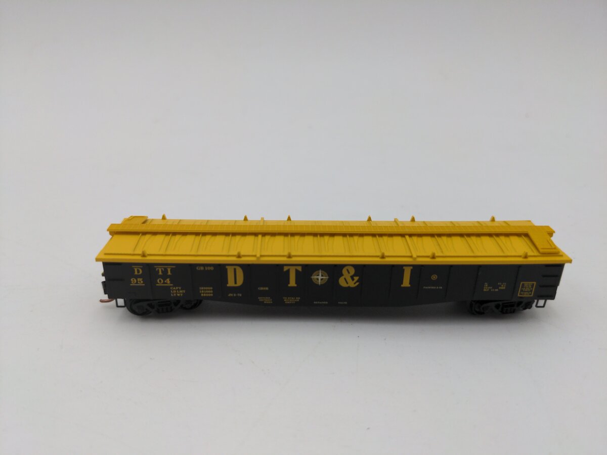 Micro-Trains 10600050 N Scale DT&I 50' 14 Panel Steel Side Gondola w/Cover #9504 LN/Box