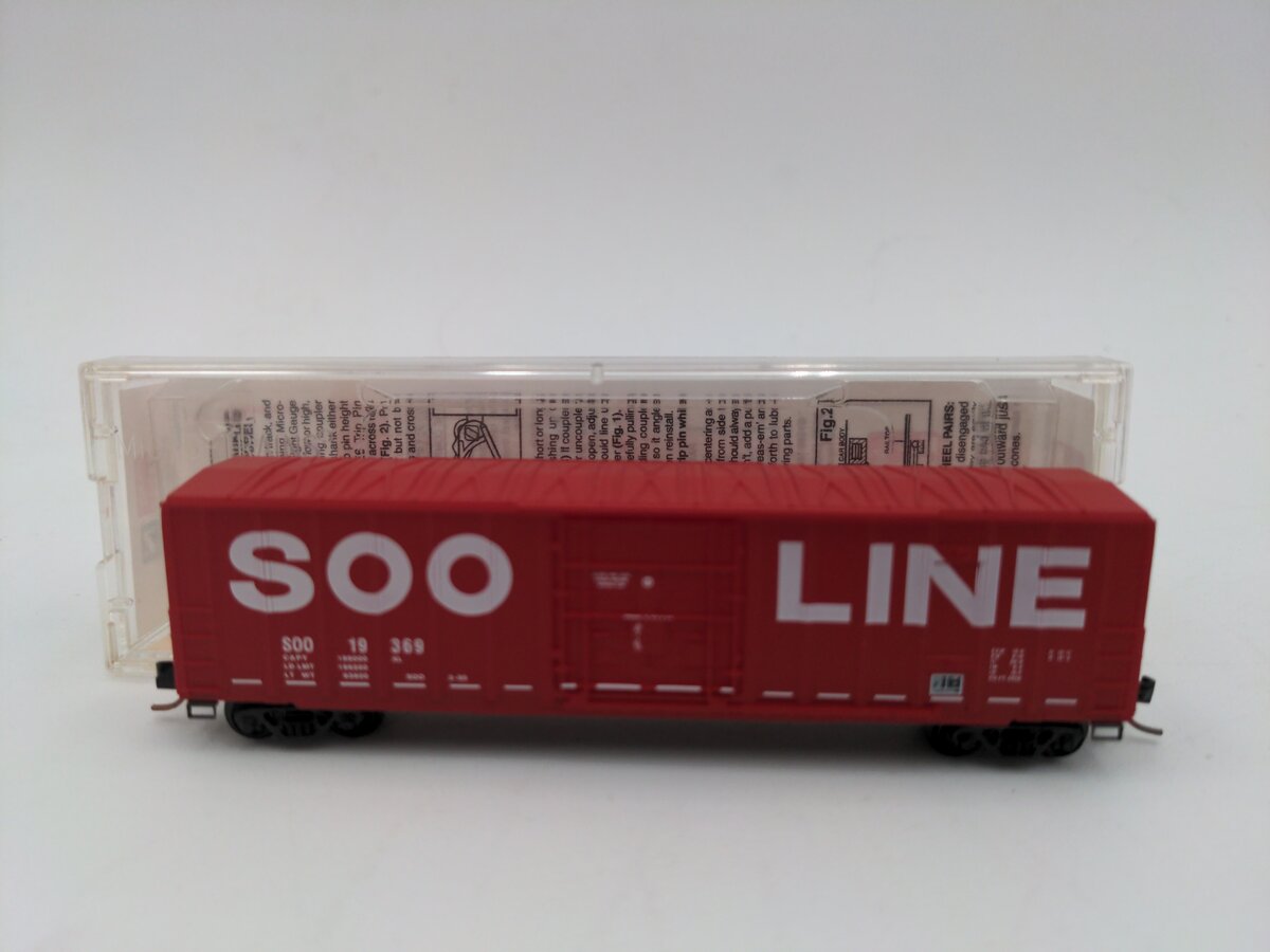 Micro-Trains 02700260 N SOO 50' Ribside Plug Door Boxcar w/o Roof Walk #19369 LN/Box