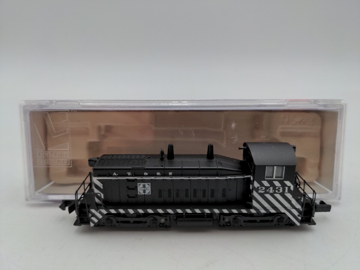 Life Like 7854 N Scale ATSF SW9/1200 Switcher Diesel Locomotive LN/Box