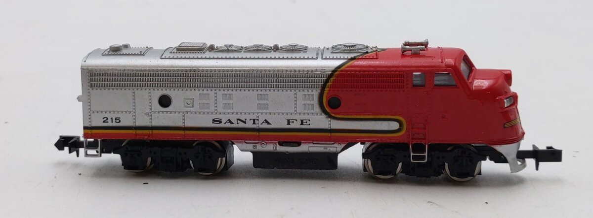 Bachmann N 51-615-02 EMD F9 Diesel Santa Fe #215 EX/Box