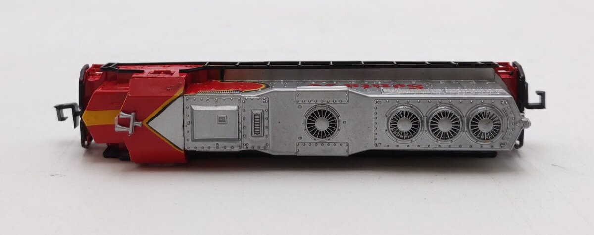 Bachmann 51-635-02 N Scale Santa Fe EMD GP40 Diesel Locomotive #890 EX/Box