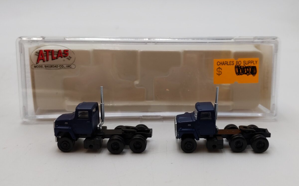 Atlas 2922 N Ford 1984 LNT 9000 (Pack of 2) NIB