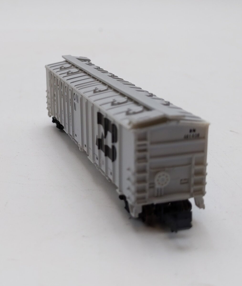 Browser N 37011 Burlington Northern #481408 NIB