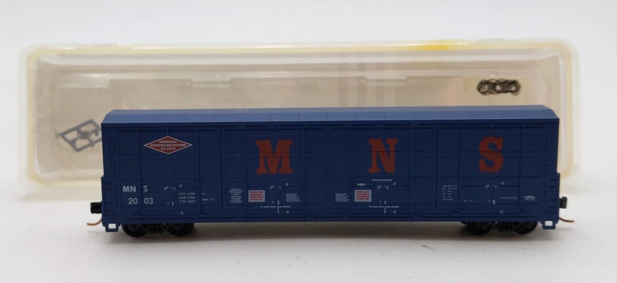 Red Caboose RN-17413-1 N MNS Thrall All Door Boxcar #2003 NIB