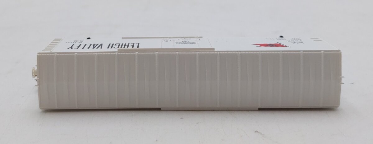 Micro-Trains 03800210 N Lehigh Valley 50' Steel Plug Door Boxcar #7050 NIB