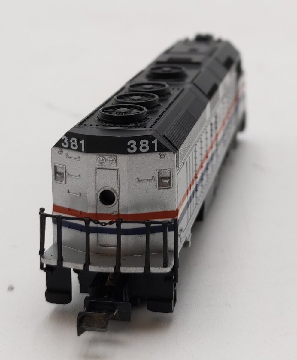 Life Like 7641 N Scale Amtrak F-40 Diesel Locomotive #381 LN/Box