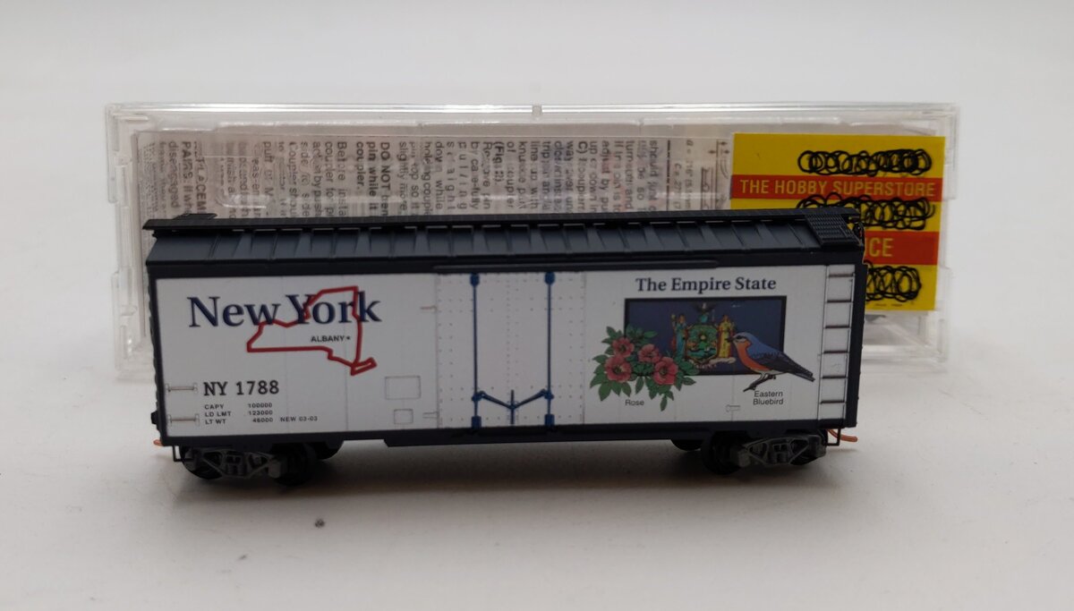 Micro-Trains 02100370 N Massachusetts State 40' Plug Door Boxcar #1788 NIB